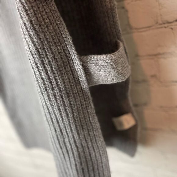 JOA Gray Sweater Vest Large - Picture 4 of 9